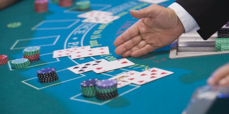 Cách chơi Blackjack với những lệnh quan trọng